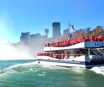 Niagara Falls: Guided Trip from Toronto + Boat Cruise + Optional Walking Tour